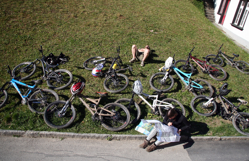 lauterbrunnen-bikes-all.jpg