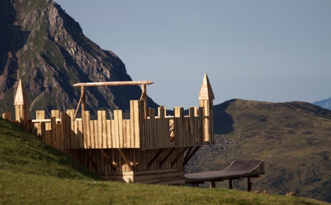 suzuki nine knights building burg