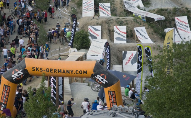 SKS Slopestyle Qualifying ixs Dirt masters Martin Donat