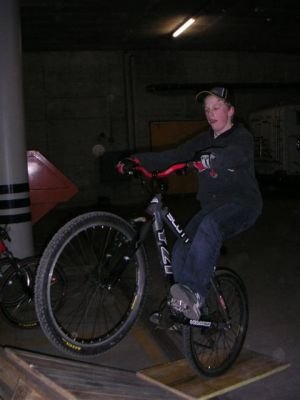 normal_Lucky_Wheelie