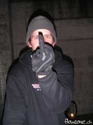 thumb_andi_onehand