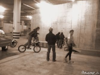 thumb_street_group