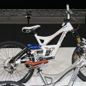 specializedDemo8wht