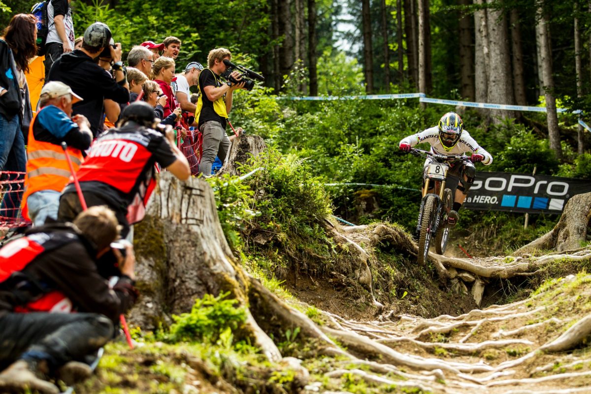 uci downhill worldcup 2014